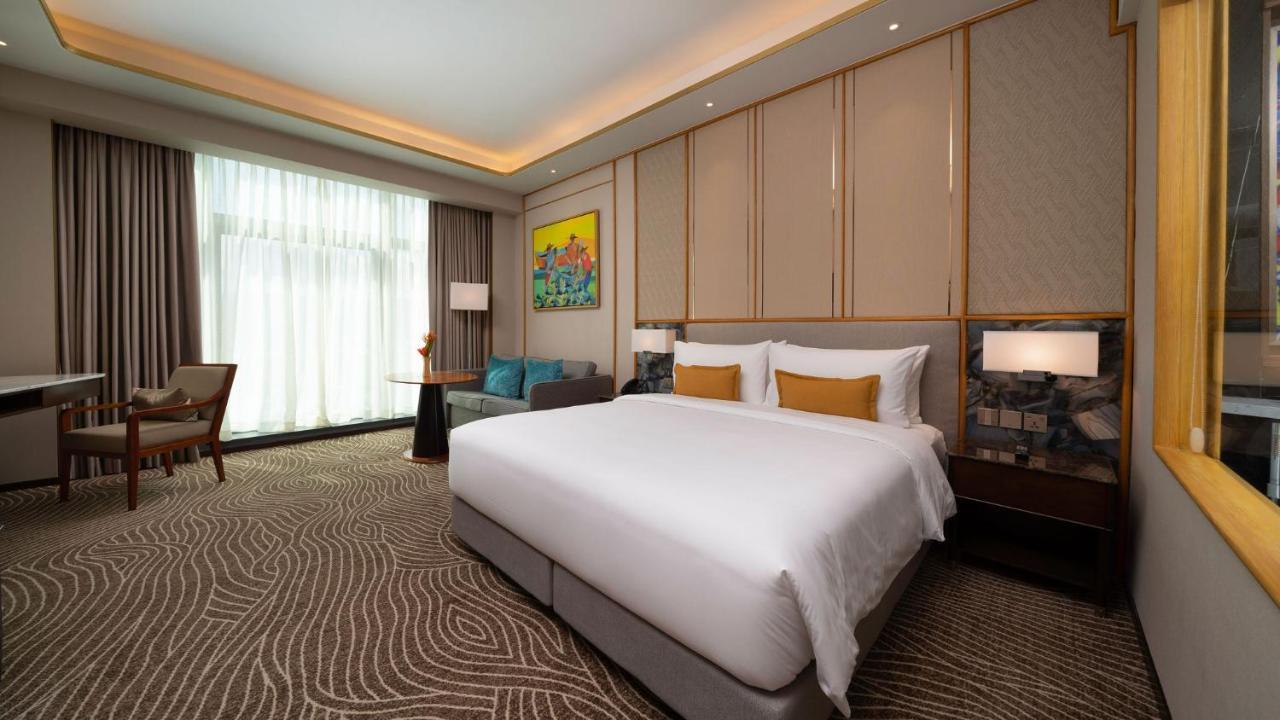 Fili Hotel At Nustar Cebu Exteriör bild